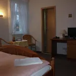 Landgasthof Neue Schaenke 호텔 3*