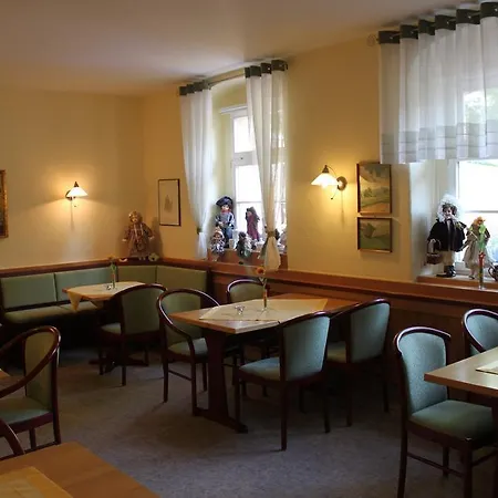 Landgasthof Neue Schaenke Otel Königstein an der Elbe