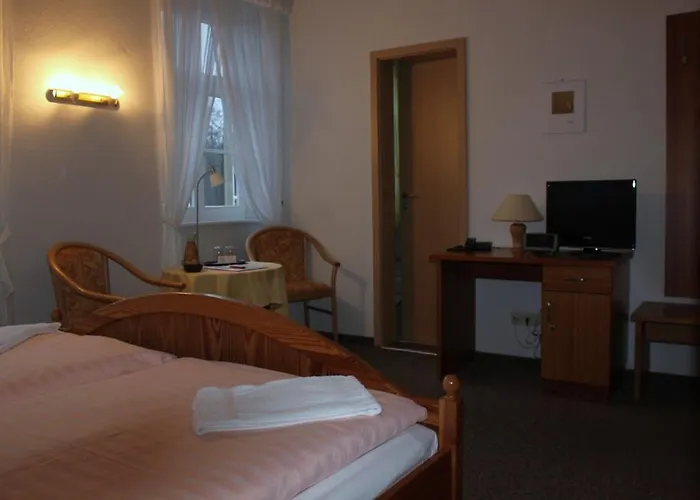 Landgasthof Neue Schaenke فندق 3*