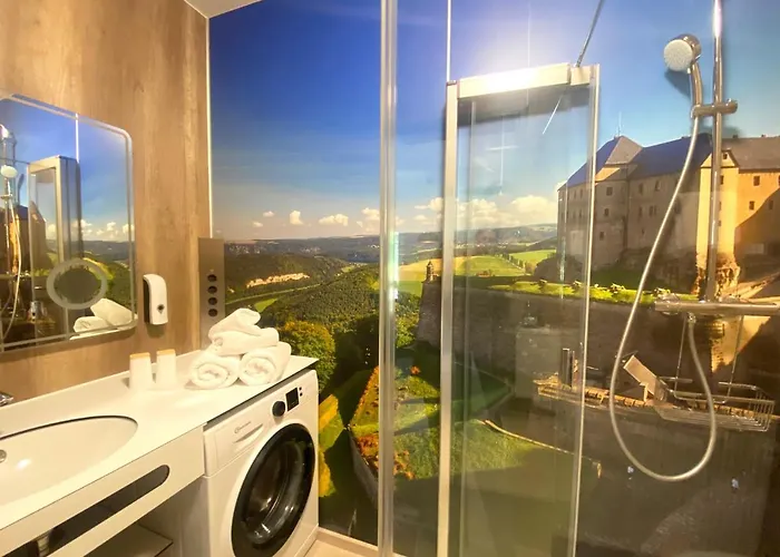 Landgasthof Neue Schaenke فندق كونيجشتاين آن دير إلب